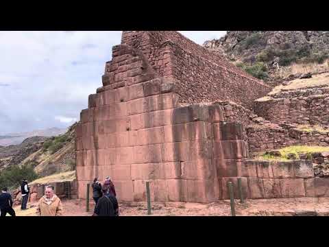 Megalithic wall in Peru